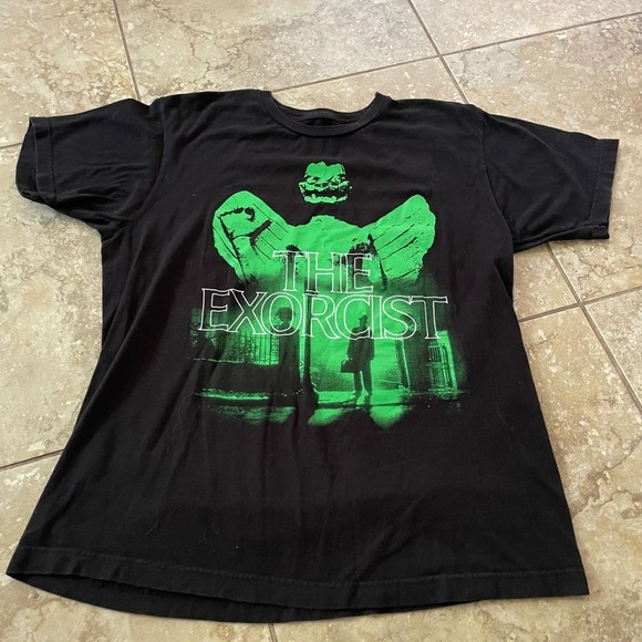 The Exorcist Movie T‎ Shirt Horror Graphic Print Black Adult Tee - Picture 1 of 4